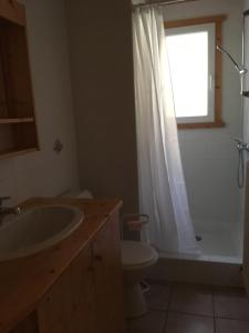 Appartements Les Amborzales : photos des chambres