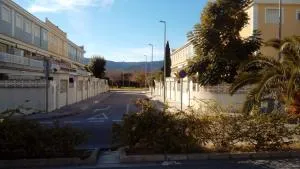 Solo familias Dúplex en Casa adosada - Casas Las Basas