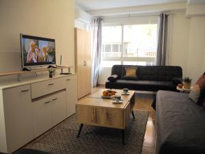 Diskover Pintor Gisbert