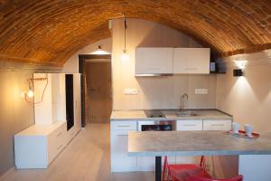 Historical studio in the Old Town by Apart Service