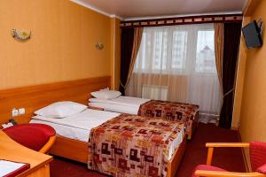 Standard Twin Room room in AMAKS Congress Hotel