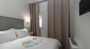 Porto Vecchio Luxury Suites Spetses Greece