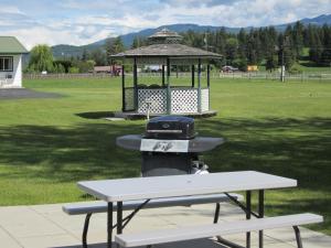 Mountain Springs Motel & RV Park