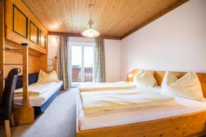 Triple Room room in Haus Alpenland
