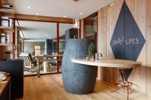 Hotels Grandes Rousses Hotel & Spa : photos des chambres