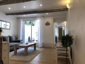 Appartements Nuitees Aixoises : photos des chambres