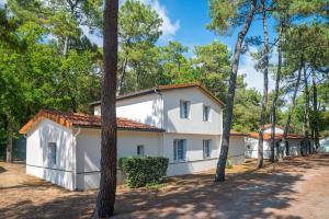 Villages vacances Azureva Longeville : Chambre Double