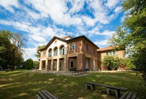 B&B e Ostello, Parco di Monza, CASCINA COSTA ALTA