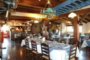 多福斯特餐厅酒店 - 韦斯特卡佩勒