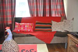 Feels like Home "Red Tulip"