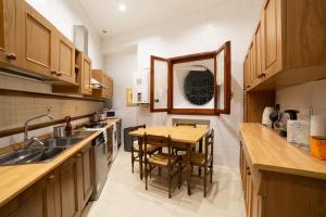 The Dante Apartment By HouseinNaples