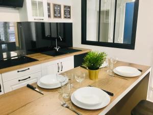 Appartements MAGNIFIQUE T2 NEUF TOP EMPLACEMENT ! : photos des chambres