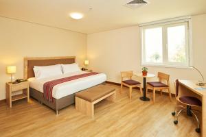 Xima Lima San Isidro