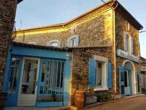 Les Voyageurs - Charols