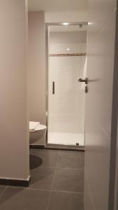 Hotels Hotel Chez Jacqueline : Chambre Standard Lit Queen-Size