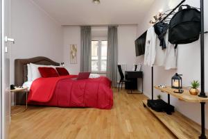 Large Double Room