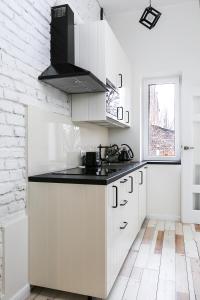 Zwierzyniecka Old Town Apartments by Otium