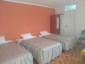 Hospedaje Golden Inn