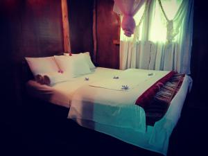 Moon Plains Forest Log