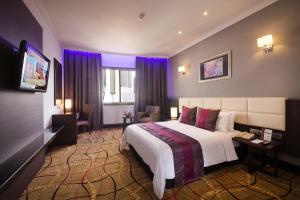 Deluxe Double or Twin Room room in AnCasa Hotel Kuala Lumpur by Ancasa Hotels and Resorts