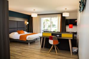 Hotels Le Domaine des Oliviers : photos des chambres