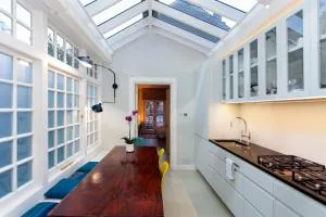 Italianflat - Holland Park - London