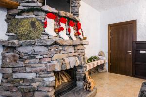 Stara Pravda Hotel - History