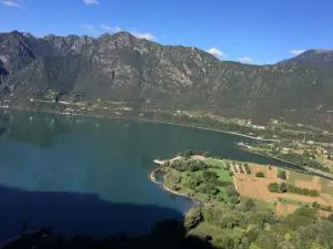 Appartamento sul Lago D'Idro Baitoni di Bondone TN - WiFi Free - Moerna
