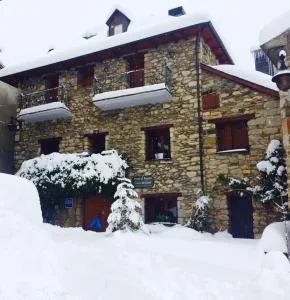 Casa Moline Apartamentos Rurales - Lirí