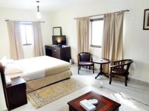 Dolphin Hotel