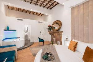 Queen Room with Spa Bath room in Navona Style