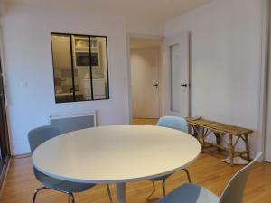 Appartement Résidence JEAN RAMEAU 2 personnes vue sur le port #0278 wifi gratuit