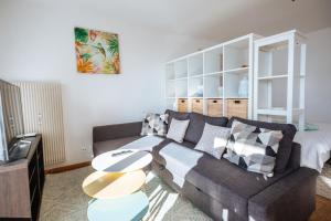 Terrace with Lake & Mountain View