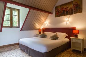 Hotels L'Oree des Chenes, The Originals Relais (Relais du Silence) : photos des chambres