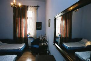 Piano Guest House