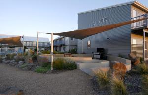 Quest Williamstown North