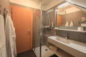 Triple Room with Balcony room in Hotel Garni Thermenoase
