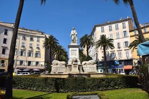 Appartements Sous les Etoiles, Centre Ville Historique, Ajaccio : Appartement 1 Chambre