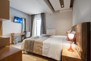 Trokadero Hotel Parnassos Greece