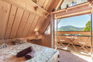 Domek w Roztokach z widokiem na Tatry, z sauną