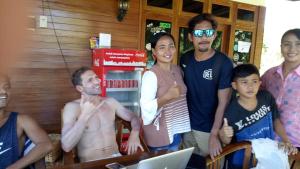Arrys Watukarung Surfcamp
