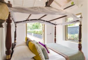 Monara House, Talpe
