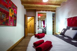 Chalets Le CHALAY : photos des chambres