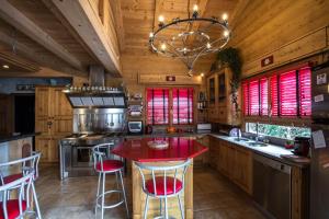 Chalets Le CHALAY : photos des chambres