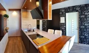 Sunny Luxury Apartment - La Florida