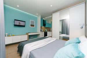 Happy apartment, warmth, comfort, turquoise