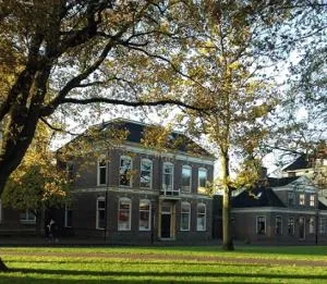 "In de Kloosterhof" Gratis privé parkeren - Eleveld