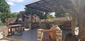 Uniondale Guest Lodge