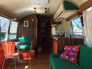 B&B / Chambres d'hotes Belrepayre Airstream Glamping : photos des chambres