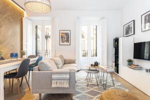 Waou GRAN VIA es MIA - Corta Duración